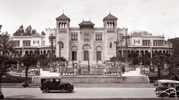 Plaza de América y fachada del museo en 1928