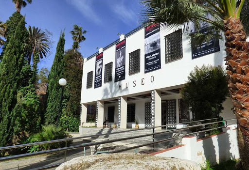 Fachada del Museo de Huelva