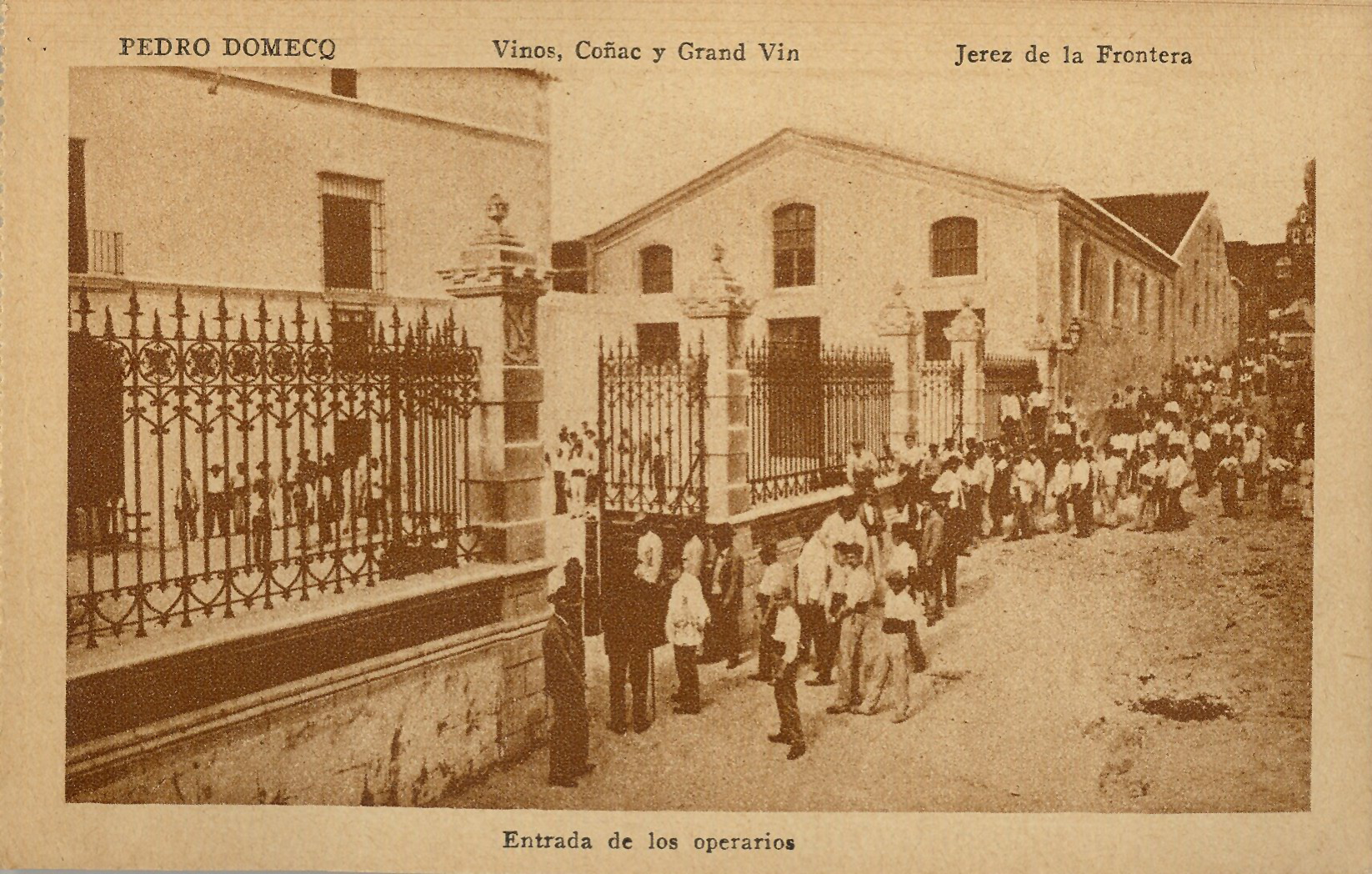 JEREZ DE LA FRONTERA: Entrada de operarios.1924 (DJ07675)